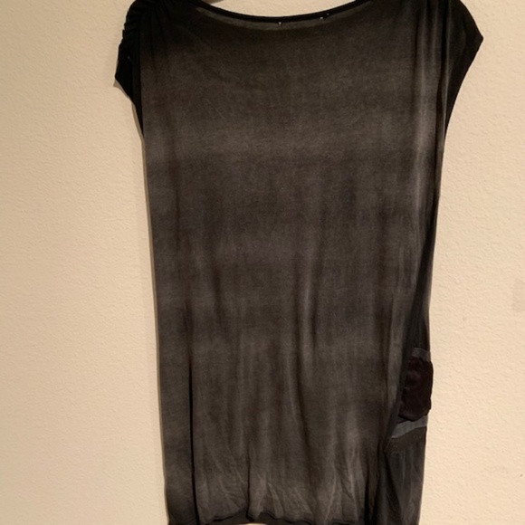 AG Blouse - Picture 2 of 2